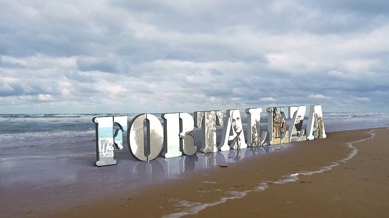  Caratula del documental Fortaleza