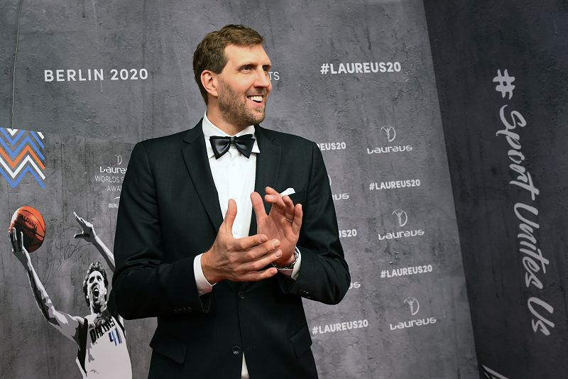 Dirk Nowitzki celebra su Laureus