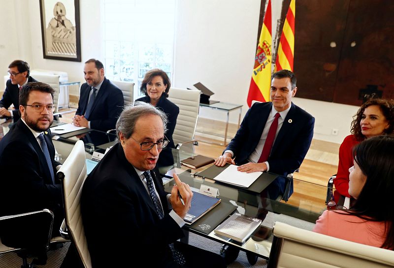 Mesa de diálogo Gobierno-Generalitat en el palacio de la Moncloa