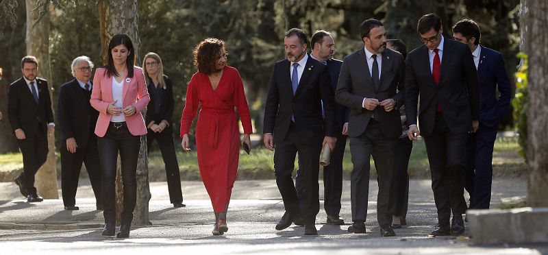 Mesa de diálogo Gobierno-Generalitat en el palacio de la Moncloa