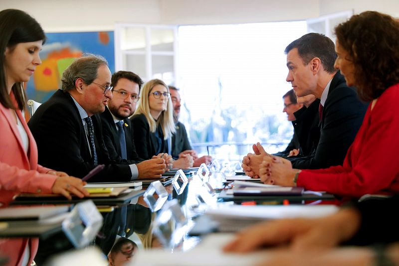 Mesa de diálogo Gobierno-Generalitat en el palacio de la Moncloa