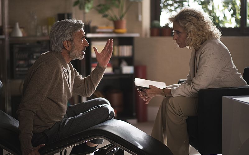 Antonio en el diván