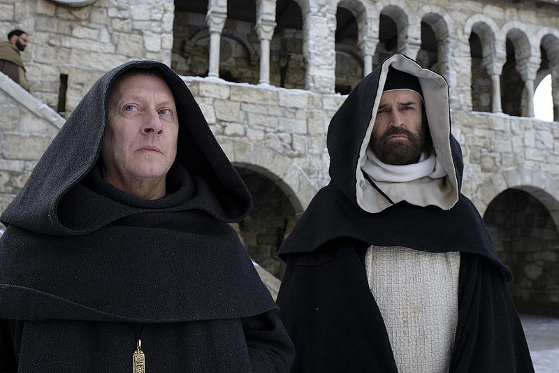 Bernardo Gui llega a la Abadía y cuenta con el apoyo del abad