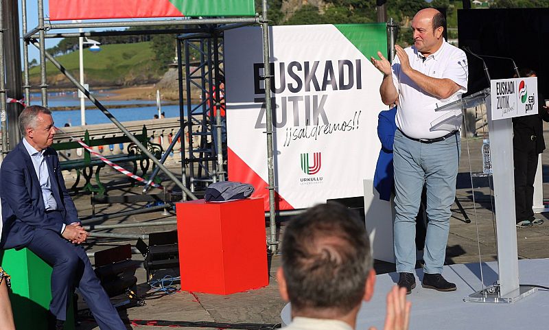 Acto del PNV con Iñigo Urkullu y Andoni Ortuzar