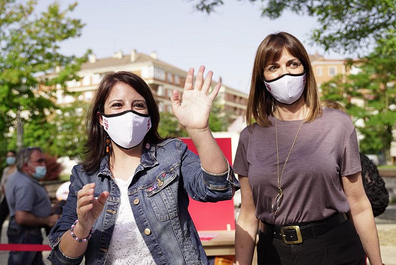 Lastra acompaña a Mendia en un acto en Vitoria