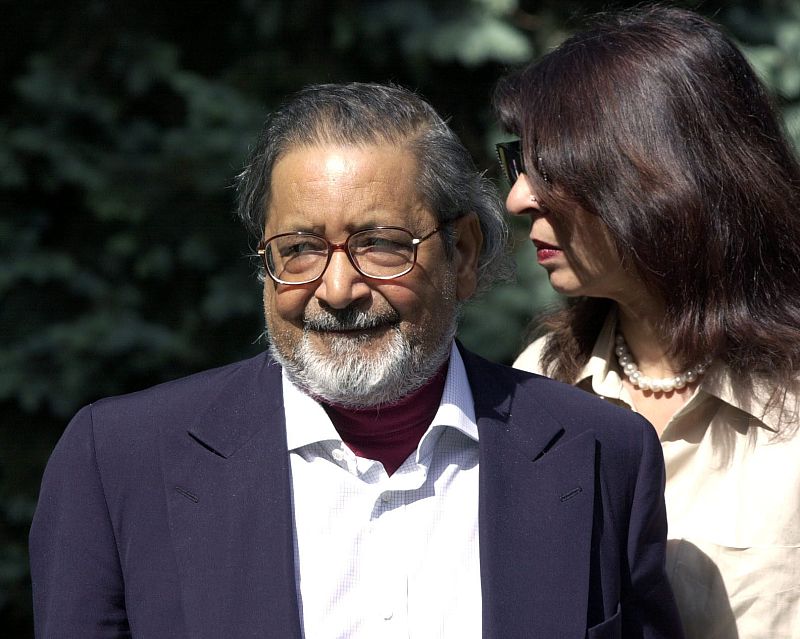 V.S Naipaul, vencedor en 2001