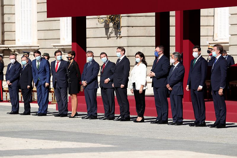 Los presidentes autonómicos durante el acto organizado con motivo del Día de la Fiesta Nacional, en Madrid este lunes.