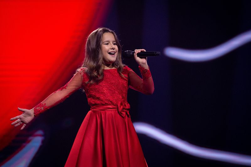  Chanel Monseigneur (Malta) canta 'Chasing Sunsets' 