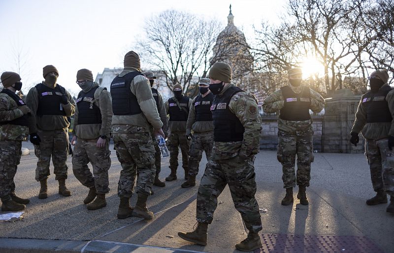 El Capitolio amanece entre fuertes medidas de seguridad