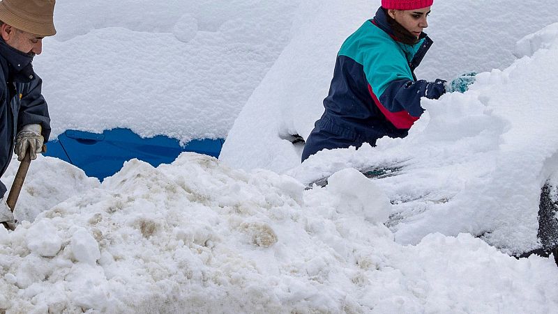 La nueve copa los vehículos en Asturias