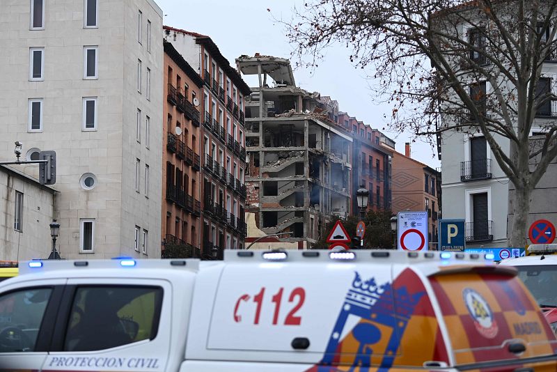Todos los edificios colindantes han sido desalojados