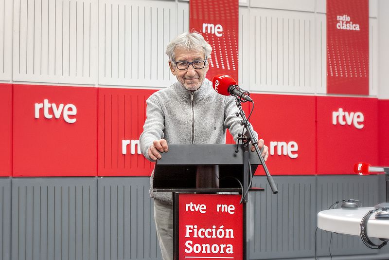 José Sacristán, el narrador.