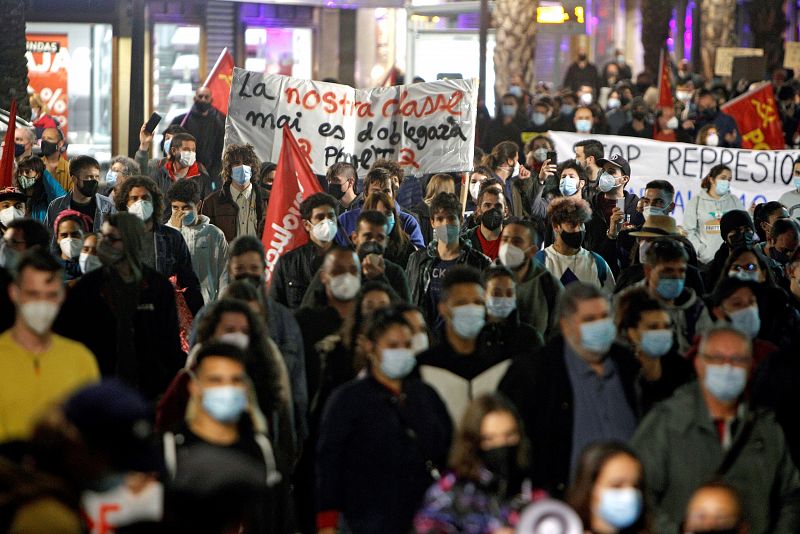 Manifestación en Alicante por la detención de Pablo Hasel