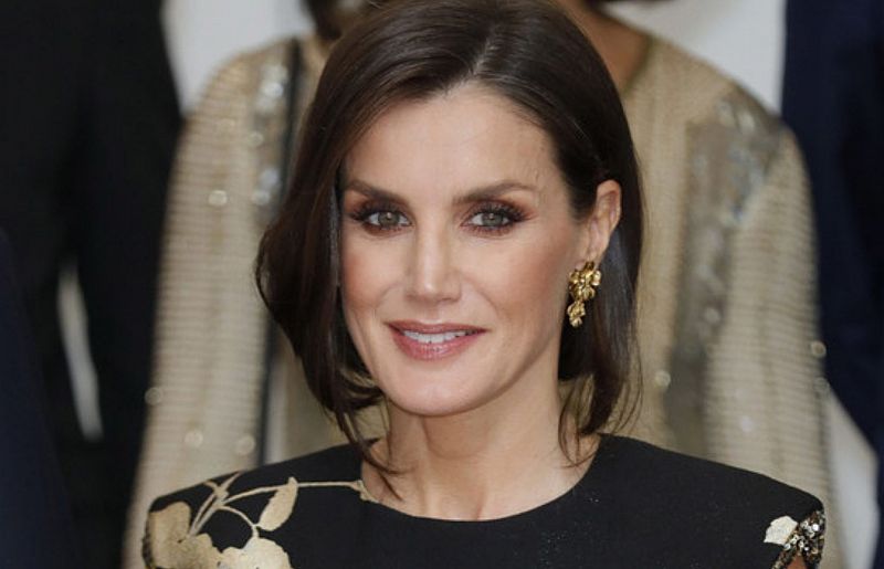 La Reina Letizia con un corte de pelo short bob