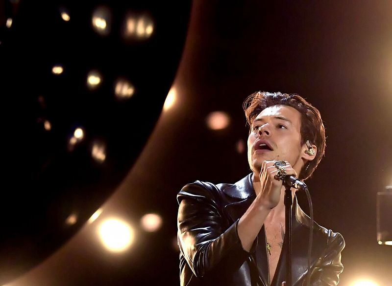 A parte de levantar un gramófono, Harry Styles ha actuado durante la gala