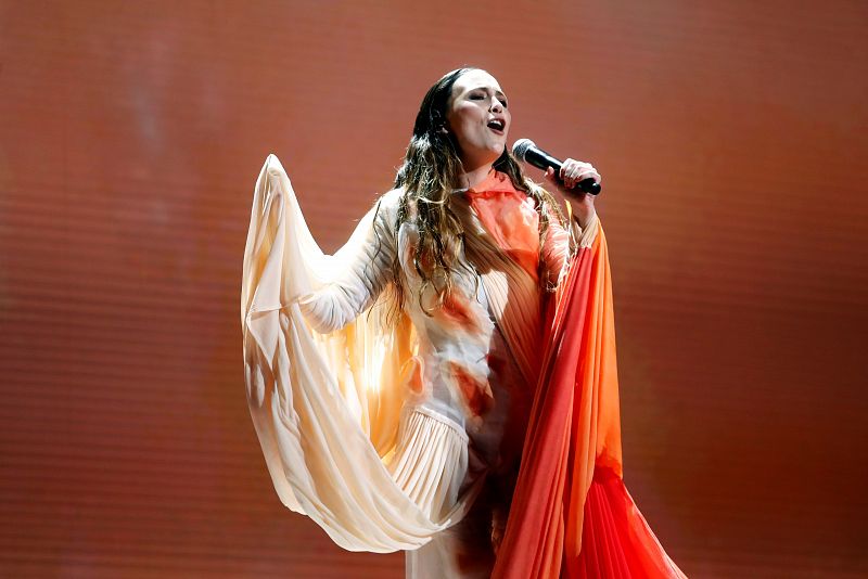 La artista Rigoberta Bandini durante su actuación en la gala