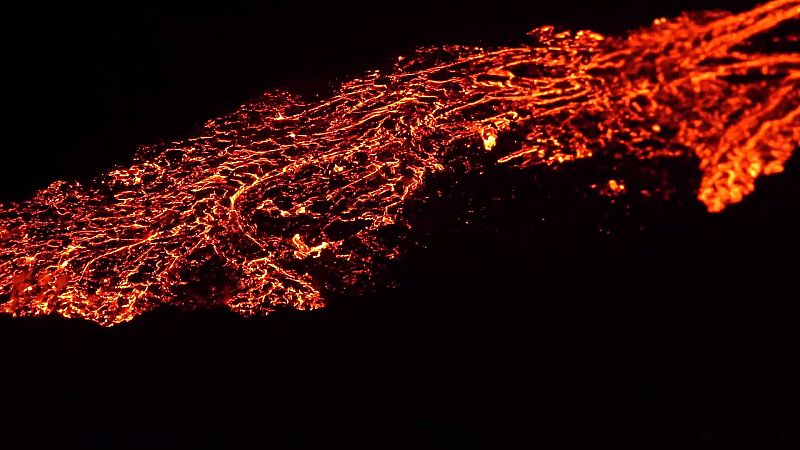 La erupción, que comenzó en Fagradalsfjall, situada en Geldingadalur a unos 40 kilómetros de la capital islandesa.