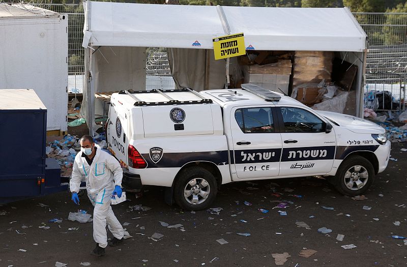 Policia en el lugar de la estampida en Meron, Israel. Jack Guez/Afp