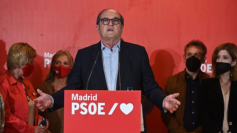 Caras largas en la sede del PSOE tras el batacazo electoral