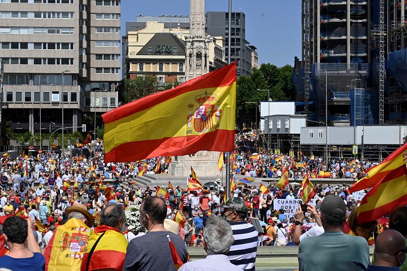 Vista general de la concentración convocada por la plataforma Unión 78 en la Plaza de Colón de Madrid