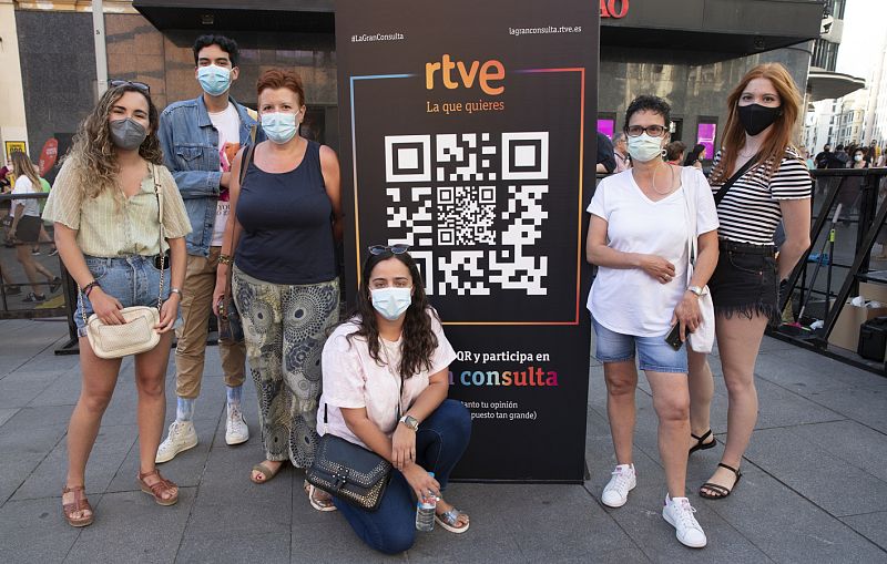 Con el QR de nuestra campaña 'La gran consulta'