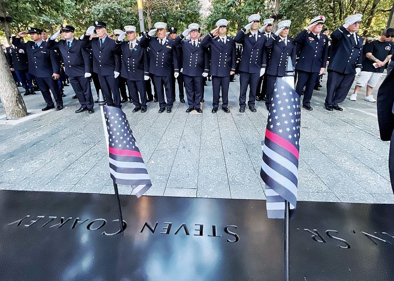 Emoción entre los bomberos de Nueva York