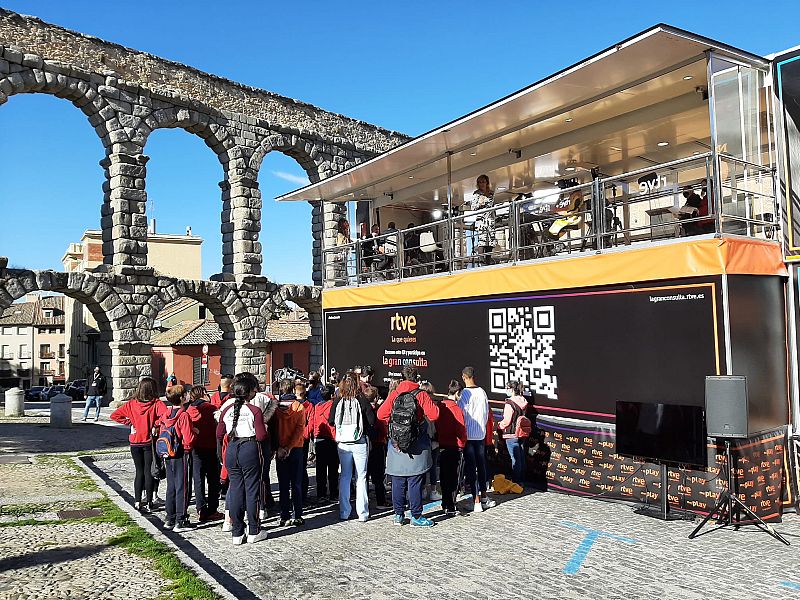 El estudio móvil de 'La gran consulta' en Segovia