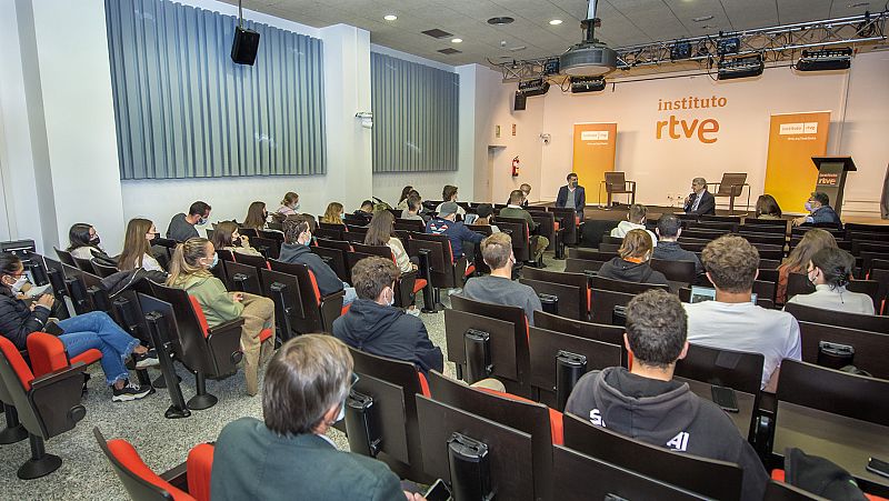 Alumnos del Instituto RTVE