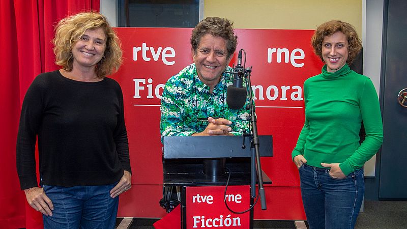 Ana Wagener, Pedro Casablanc y Cecilia Freire.