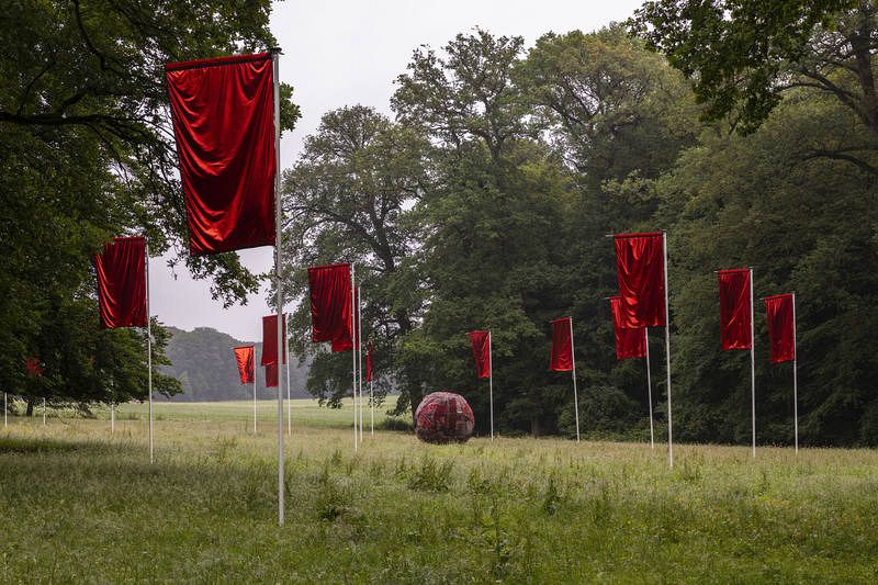  Performative Poetics of Matter (Farkhondeh Shahroudi, 2021)