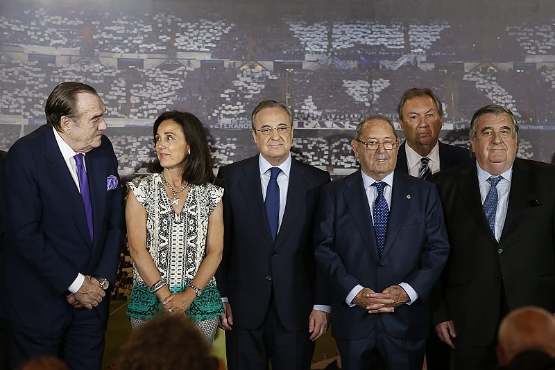 Paco Gento junto a Florentino Pérez, presidente del Madrid, en un acto en 2017.