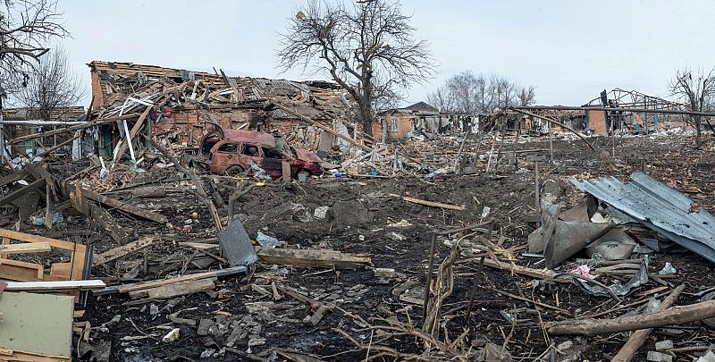 Destrucción por ataques aéreos de Rusia en Sumy