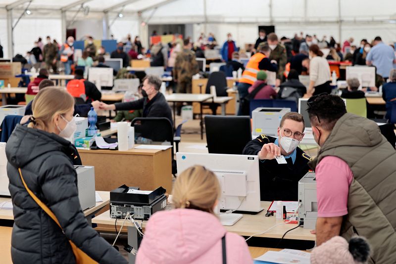 Centro de recepción de refugiados ucranianos en Berlín