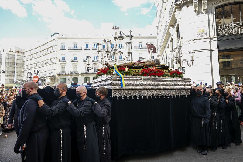 Procesión de la Soledad, que sale del Convento de las Calatravas, en Madrid