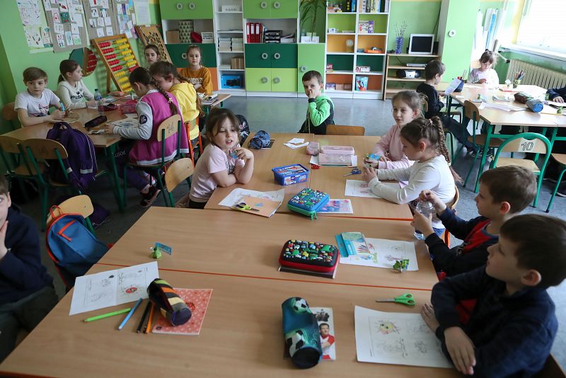 Polish language lesson for Ukrainian children in Lodz