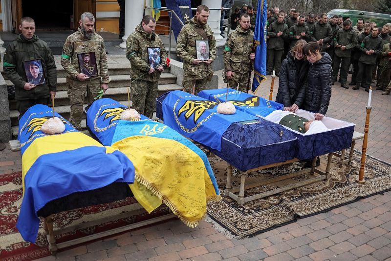 Funeral por cuatro militares de la Guardia Nacional de Ucrania