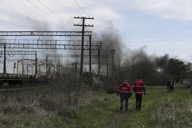 Los rusos atacan cinco estaciones de tren en el centro y oeste de Ucrania