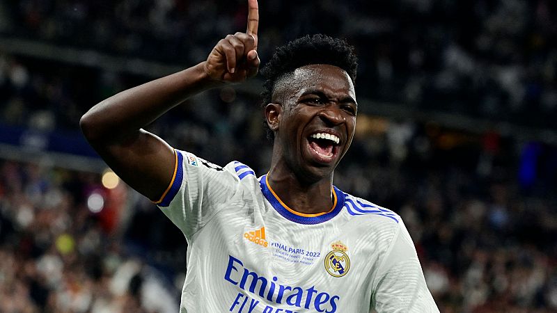 Vinicius celebra el 0-1 al Liverpool en la final de Champions.