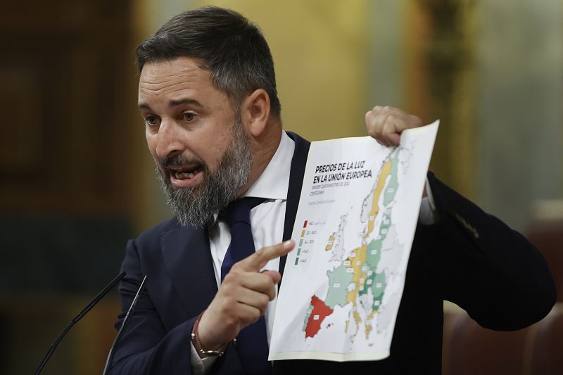 El líder de VOX, Santiago Abascal, ha insistido durante su intervención en que los españoles están peor que antes a causa del Gobierno de Sánchez y sus políticas