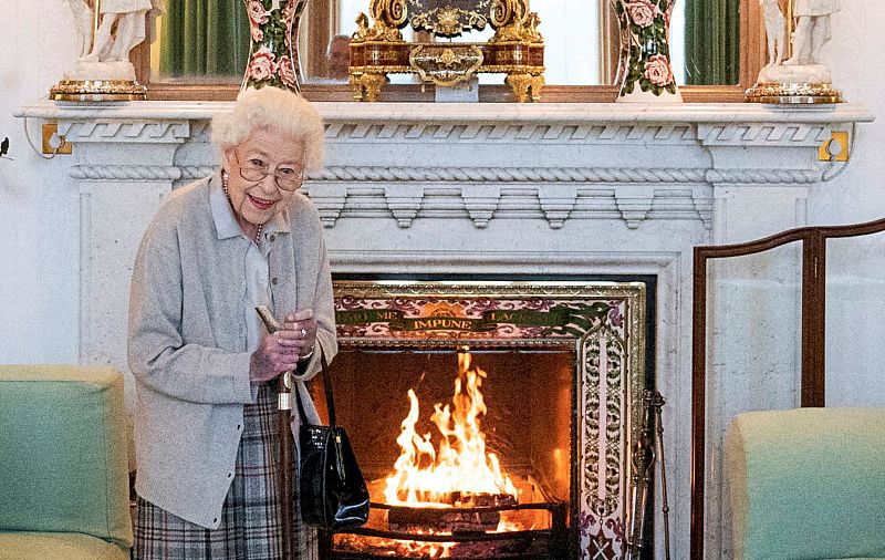 La Reina Isabel de Inglaterra en el Castillo de Balmoral