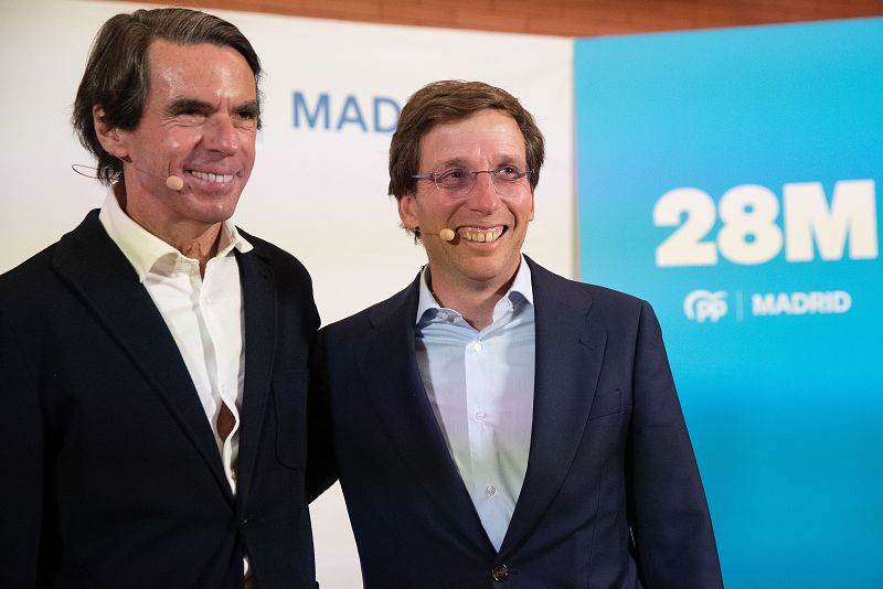 El expresidente José María Aznar participa en un acto del PP