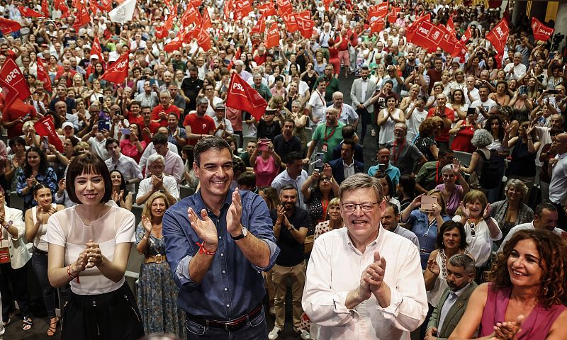 Sánchez durante un mitin en Valencia