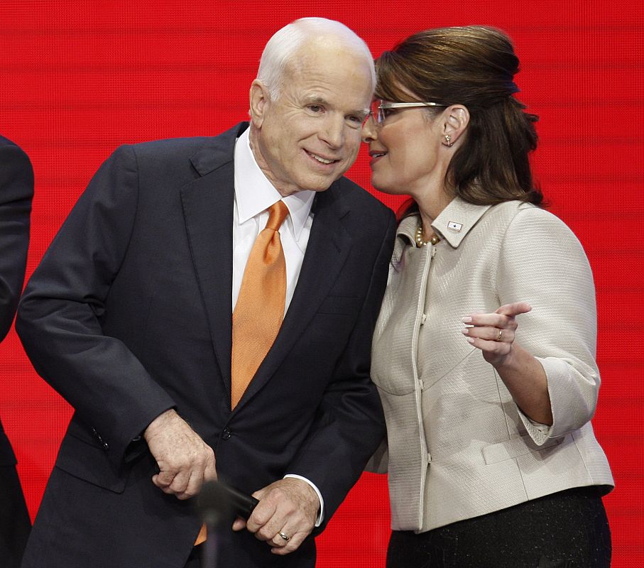 Sarah Palin y John McCain, candidatos a la presidencia y viceperesidencia de Estados Unidos, en la Convención Republicana de Saint Paul, Minnesota.