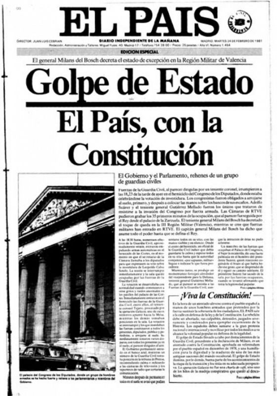 Hasta cinco ediciones sacó El País desde la tarde-noche del 23 hasta el día 24. La primera recogía un editorial condenando el golpe.
