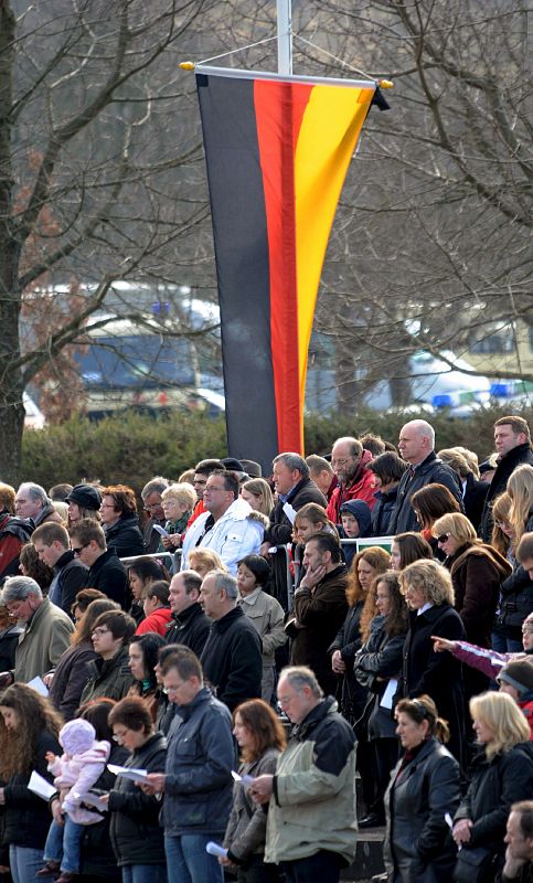 CONMEMORACIÓN DEL TIROTEO EN UNA ESCUELA DE WINNENDEN