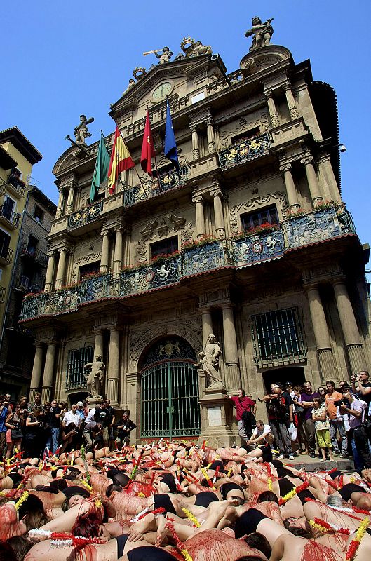 PROTESTA ANTITAURINA EN PAMPLONA