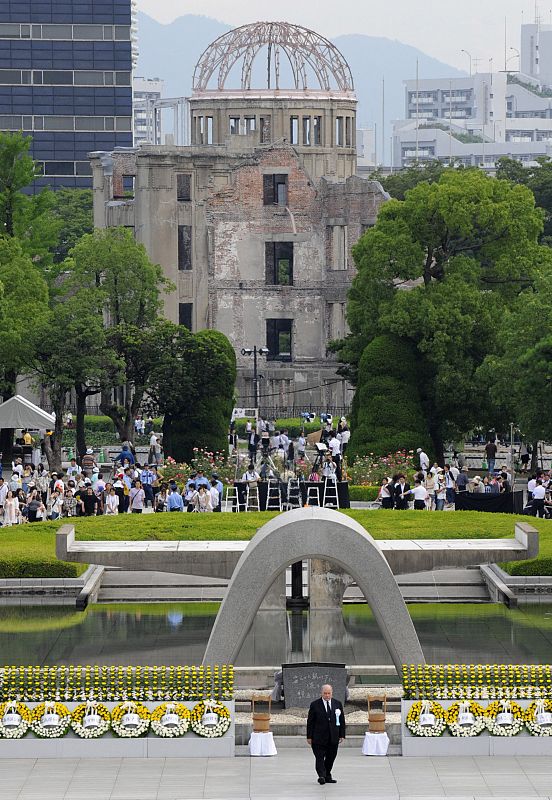 HIROSHIMA MARCA EL 64 ANIVERSARIO DE LA BOMBA Y PIDE ABOLIR ARMAS NUCLEARES