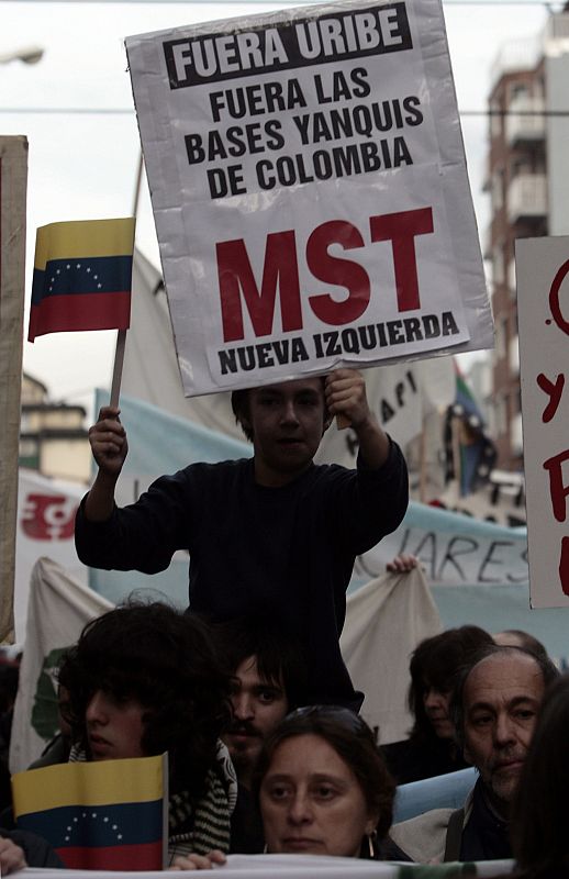 Protestas contra el acuerdo militar entre Colombia y EE.UU.