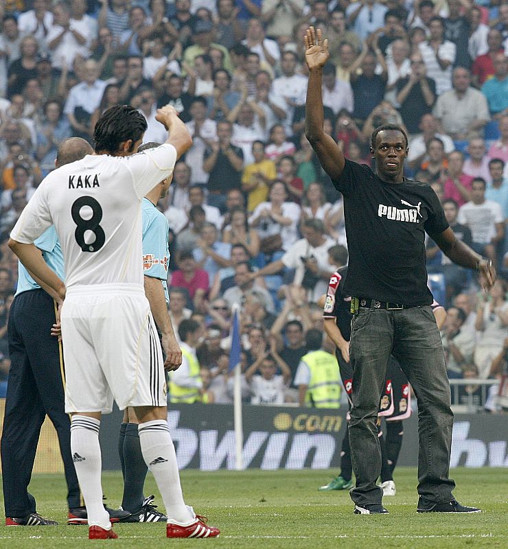 Grandes estrellas como Kaká coincidieron en su estreno en Liga con el mejor atleta del mundo, el jamaicano Usain Bolt, invitado especial en el arranque de la temporada.