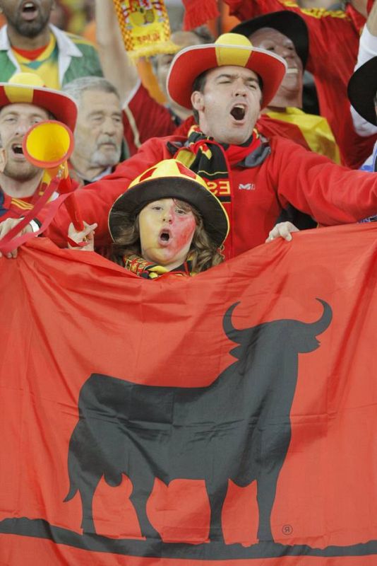 Los seguidores de Holanda y España en la final del Mundial